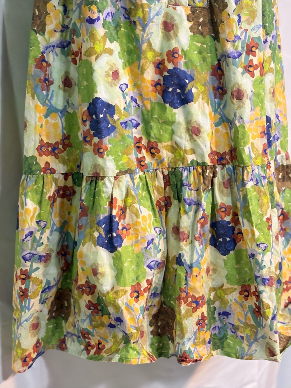 floral dress, featuring ruffle sleeves and a tiered skirt medium - Picture 8 of 15